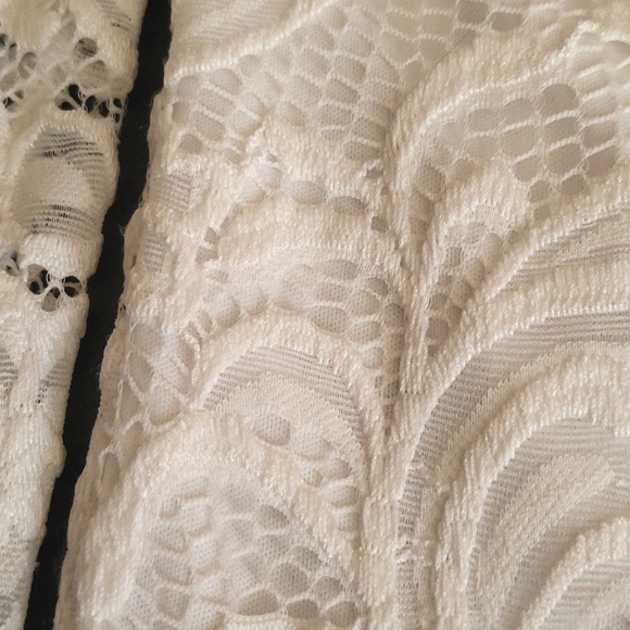 Lace top - Picture 7 of 7